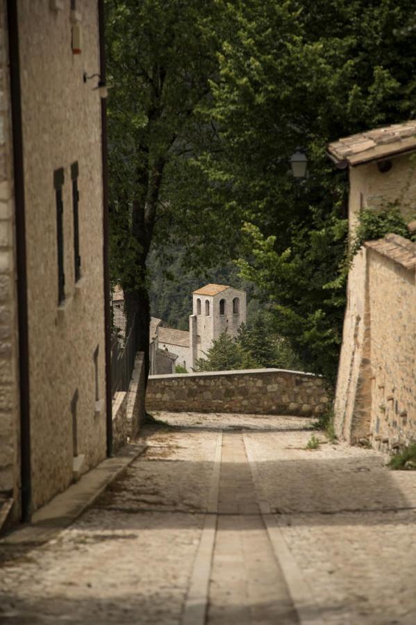 Il Tripode - Le Dimore Del Bordone Vallo di Nera Екстер'єр фото